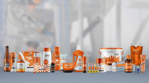Branding der ystral GmbH auf verschiedenen Produkten